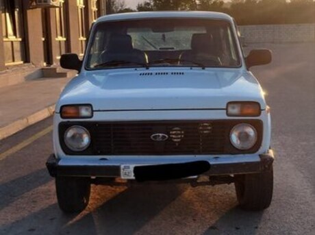 LADA (VAZ) Niva 2006