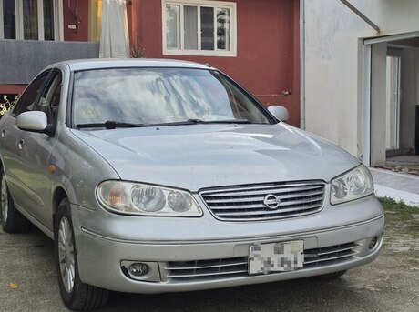 Nissan Sunny 2005