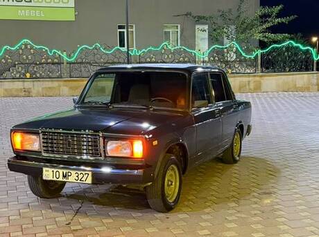LADA (VAZ) 2107 2011