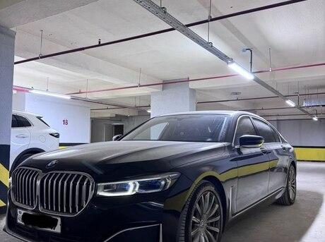 BMW 740 2022