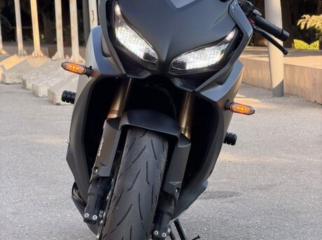 Honda CB650R 2019