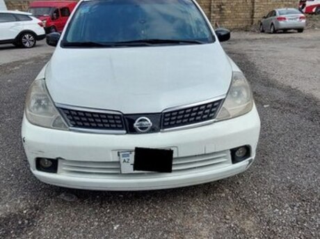 Nissan Tiida 2007