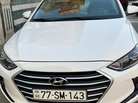 Hyundai Avante 2015