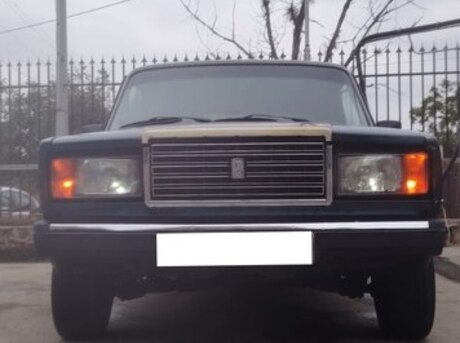 LADA (VAZ) 2107 2000