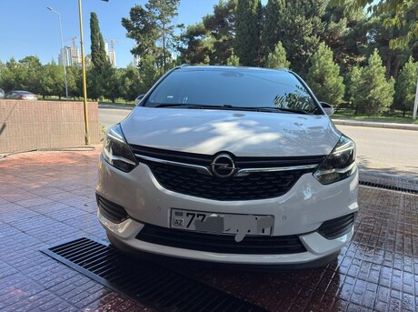 Opel Zafira 2017