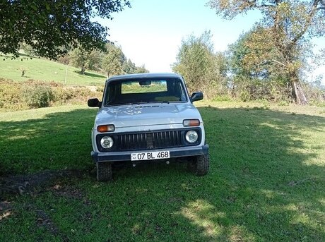 LADA (VAZ) Niva 1999