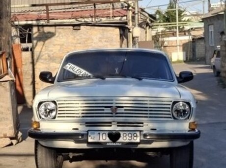 GAZ 24 1988