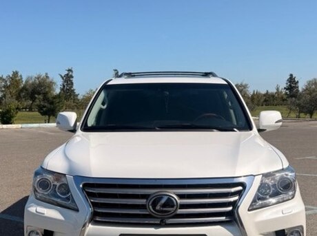 Lexus LX 570 2013