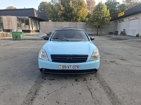 Nissan Teana 2004