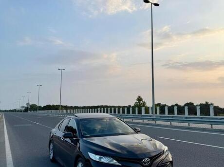 Toyota Camry 2019