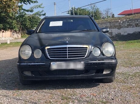 Mercedes E 220 2000