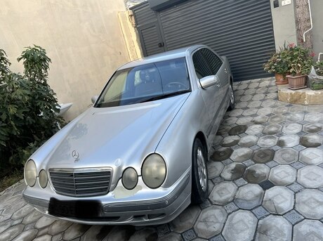 Mercedes E 240 2000