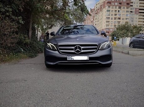 Mercedes E 220 d 2016