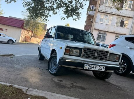 LADA (VAZ) 2107 1990