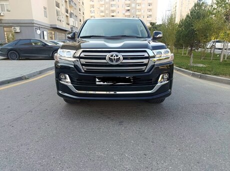 Toyota Land Cruiser 2010