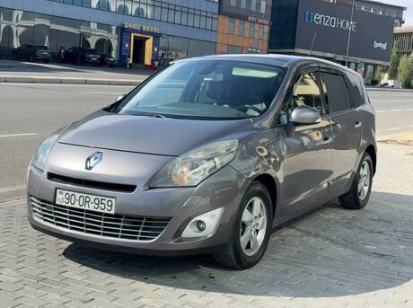 Renault Scenic 2011