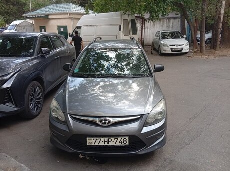 Hyundai i30 2011
