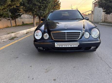 Mercedes E 320 2001