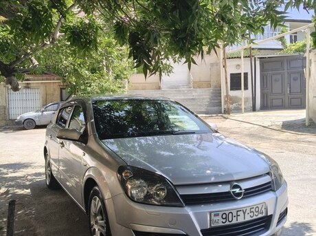 Opel Astra 2005