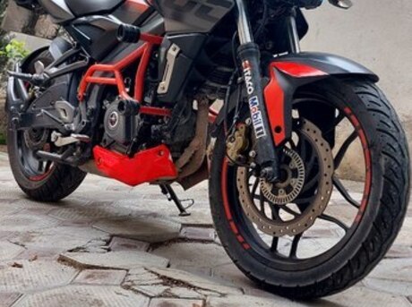 Bajaj Pulsar NS 200 2019