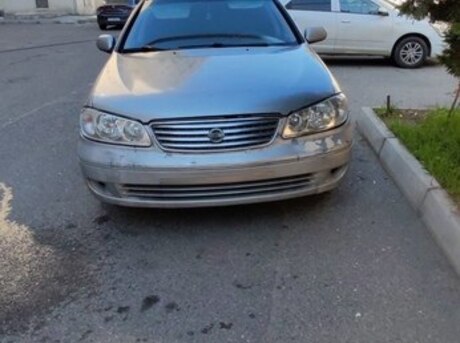 Nissan Sunny 2005