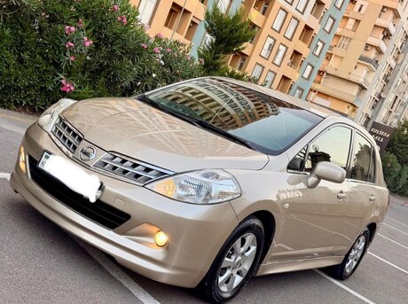 Nissan Tiida 2008