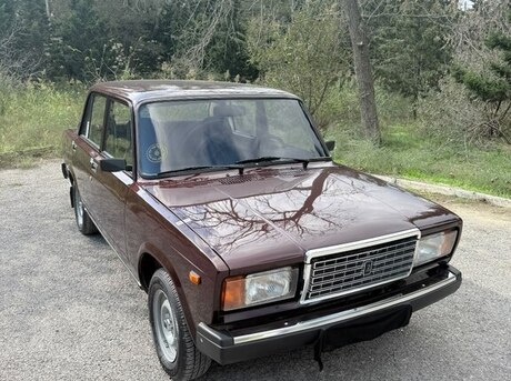 LADA (VAZ) 2107 2011
