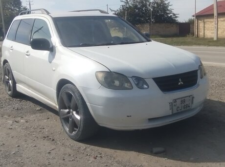 Mitsubishi Airtrek 2002