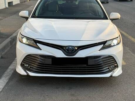 Toyota Camry 2021