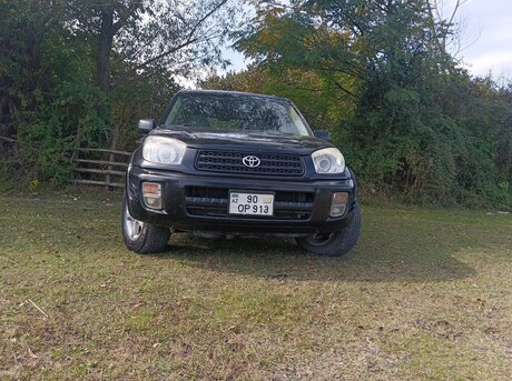 Toyota RAV4 2001