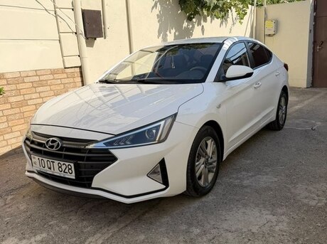 Hyundai Elantra 2019