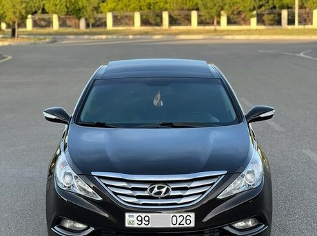 Hyundai Sonata 2010