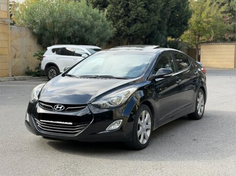 Hyundai Elantra 2012
