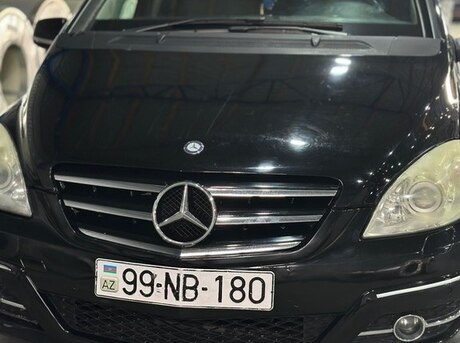Mercedes B 200 2011