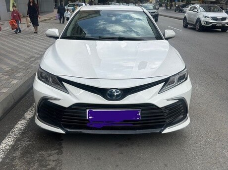 Toyota Camry 2023