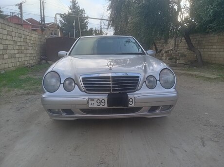Mercedes E 240 1999