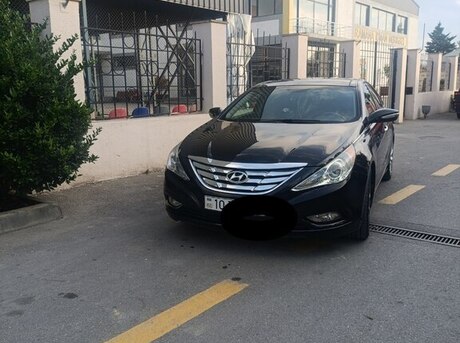 Hyundai Sonata 2012