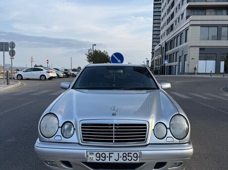Mercedes E 240 1998