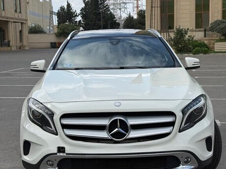 Mercedes GLA 250 4MATIC 2017
