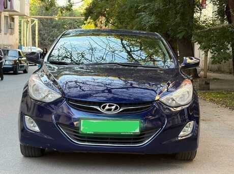 Hyundai Elantra 2013