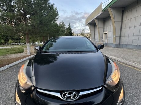 Hyundai Elantra 2015