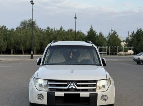 Mitsubishi Pajero 2007