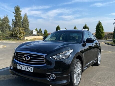 Infiniti  2013