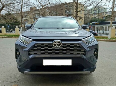 Toyota RAV4 2021