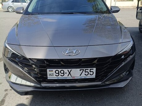 Hyundai Elantra 2021