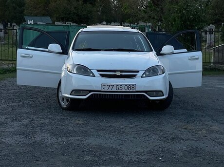 Daewoo Gentra 2014
