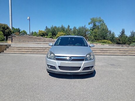 Opel Astra 2005