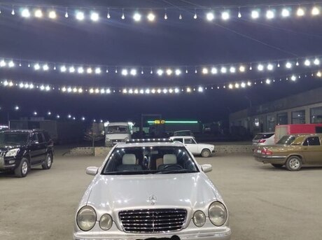 Mercedes E 280 1999