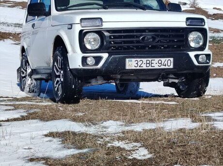 LADA (VAZ) Niva 2013