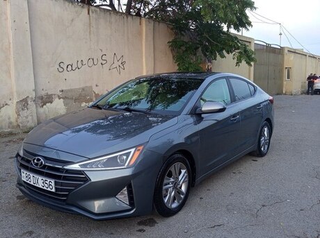 Hyundai Elantra 2018
